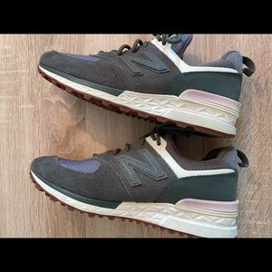 Women’s New Balance Sneakers